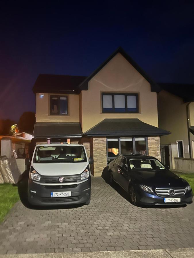 1 Luxurious Room In Family Home Killarney Extérieur photo